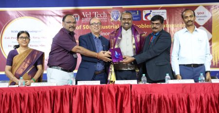 3J5A5117 (1) 3J5A5117 (1)